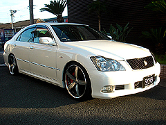 �N���E��